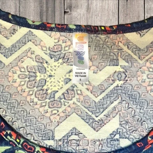 LuLaRoe Simply Comfortable Perfect T Oversized Short Sleeve Shirt size S - Picture 12 of 12